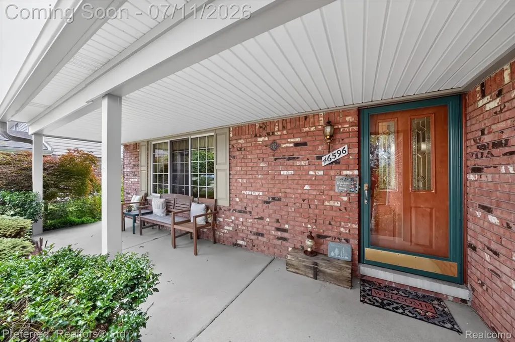 46596 Maidstone Road Canton Charter Township MI 48187
