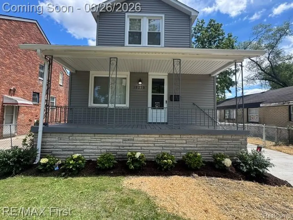 19310 Centralia Redford Charter Township MI 48240