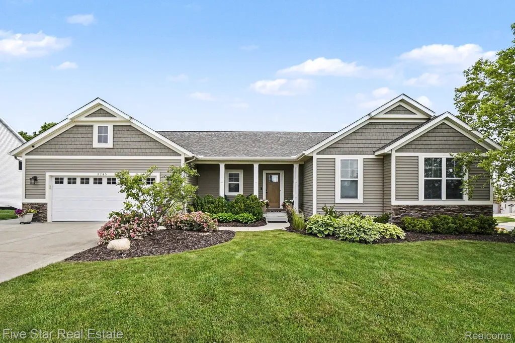 3245 Deep Rose Drive Georgetown Charter Township MI 49426