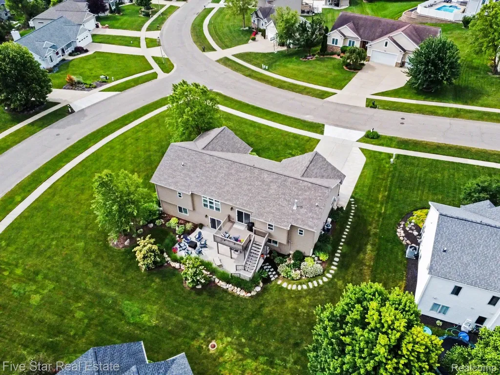 3245 Deep Rose Drive Georgetown Charter Township MI 49426