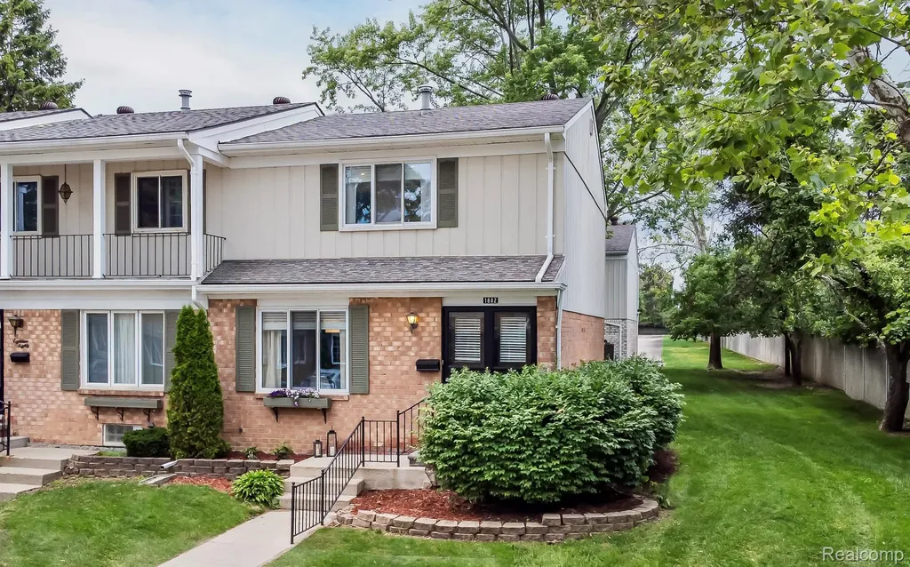 1882 Wickham Street Royal Oak City MI 48073