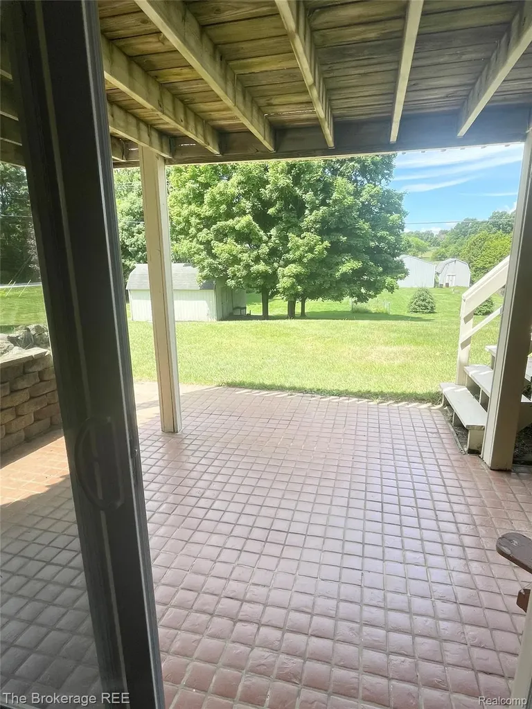 2267 Sandpiper Drive Oregon Township MI 48446