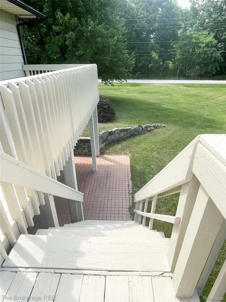 2267 Sandpiper Drive Oregon Township MI 48446