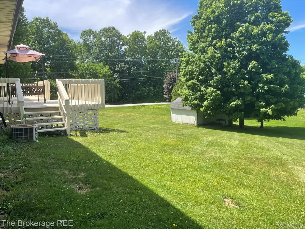 2267 Sandpiper Drive Oregon Township MI 48446