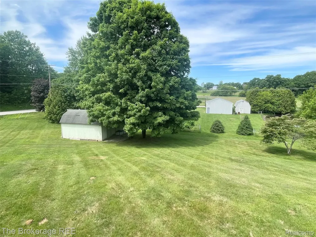 2267 Sandpiper Drive Oregon Township MI 48446