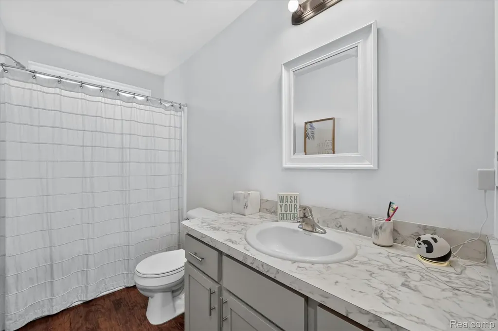 5382 Rural Terrace Court Waterford Charter Township MI 48329