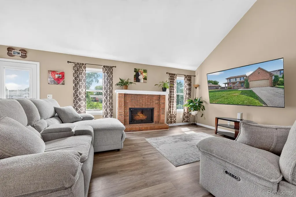 27681 Mill Creek Drive Brownstown Charter Township MI 48183