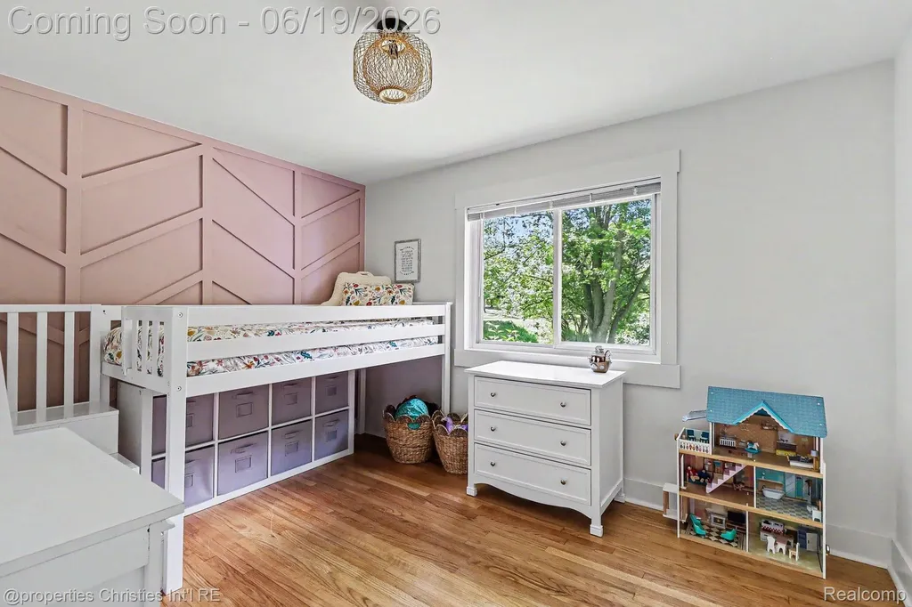 9567 Susin Lane Springfield Charter Township MI 48348