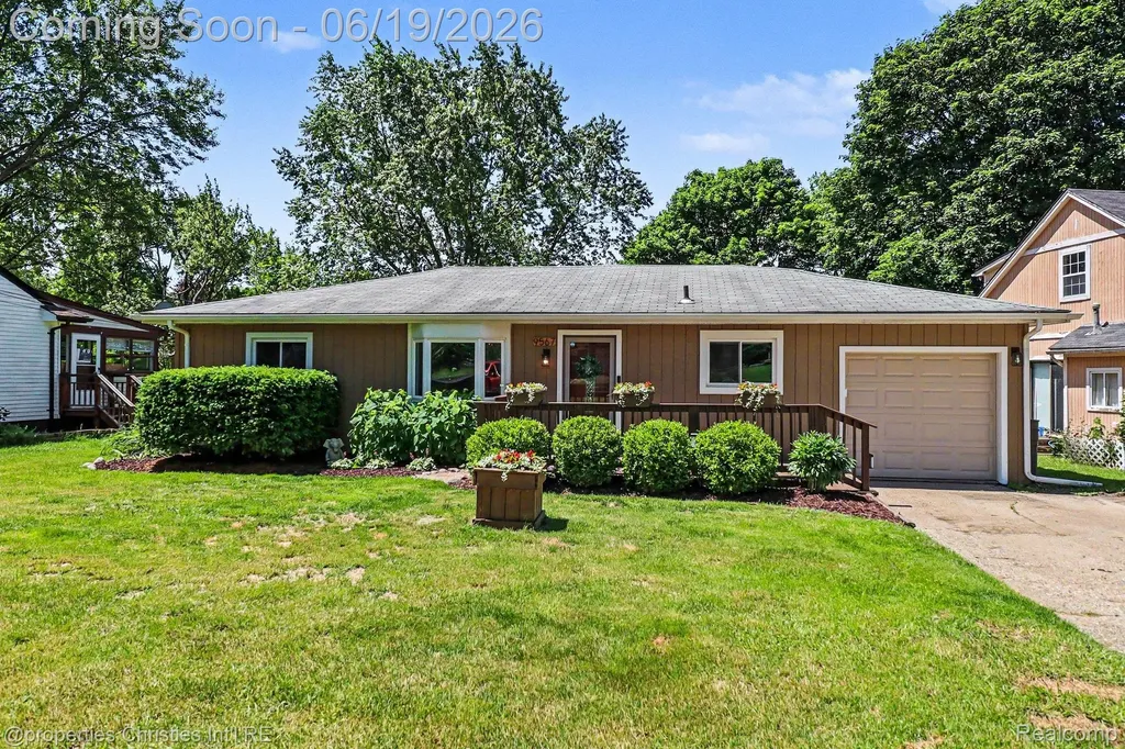 9567 Susin Lane Springfield Charter Township MI 48348