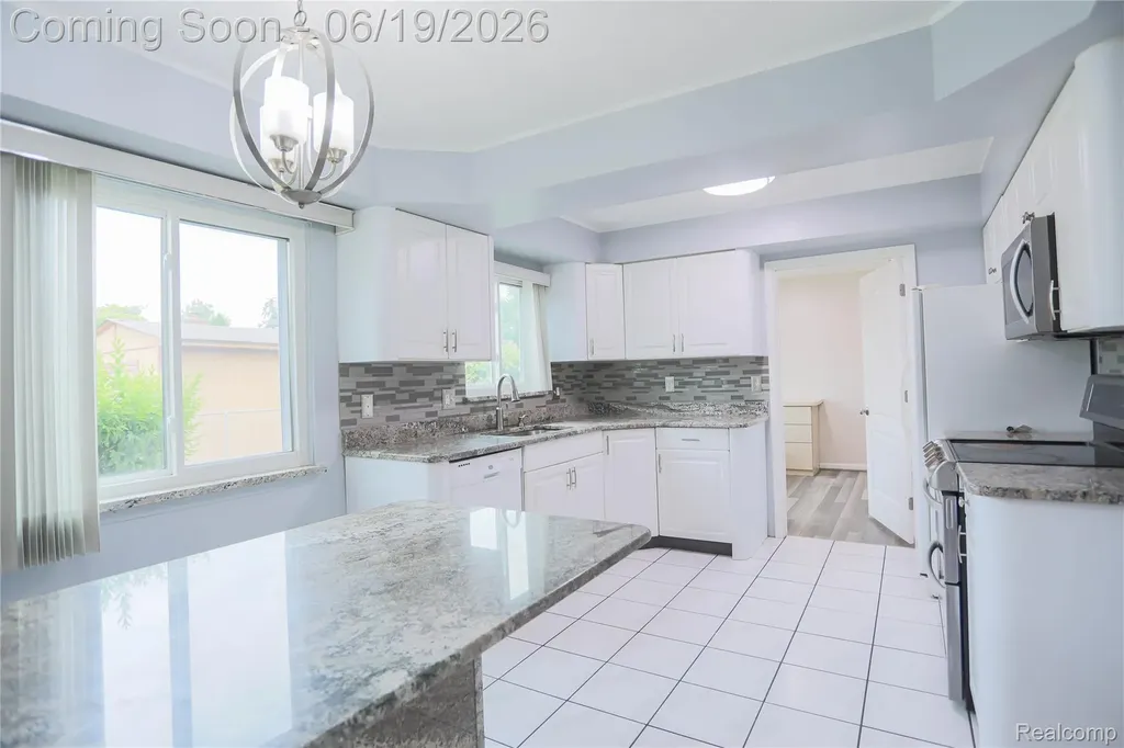 4788 Bloomfield Drive Sterling Heights City MI 48310