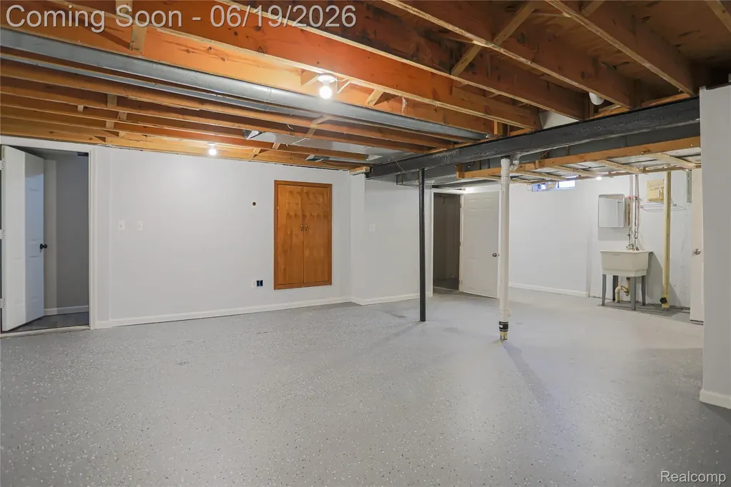 4788 Bloomfield Drive Sterling Heights City MI 48310