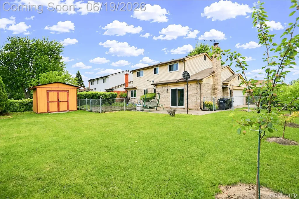 4788 Bloomfield Drive Sterling Heights City MI 48310