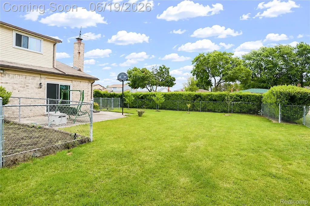 4788 Bloomfield Drive Sterling Heights City MI 48310