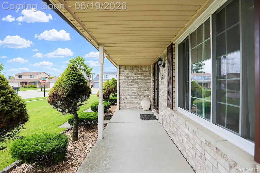 4788 Bloomfield Drive Sterling Heights City MI 48310
