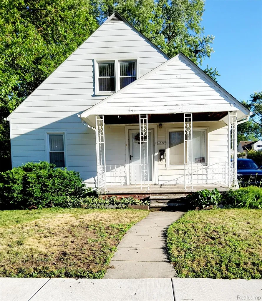 25525 Powers Avenue Dearborn Heights City MI 48125