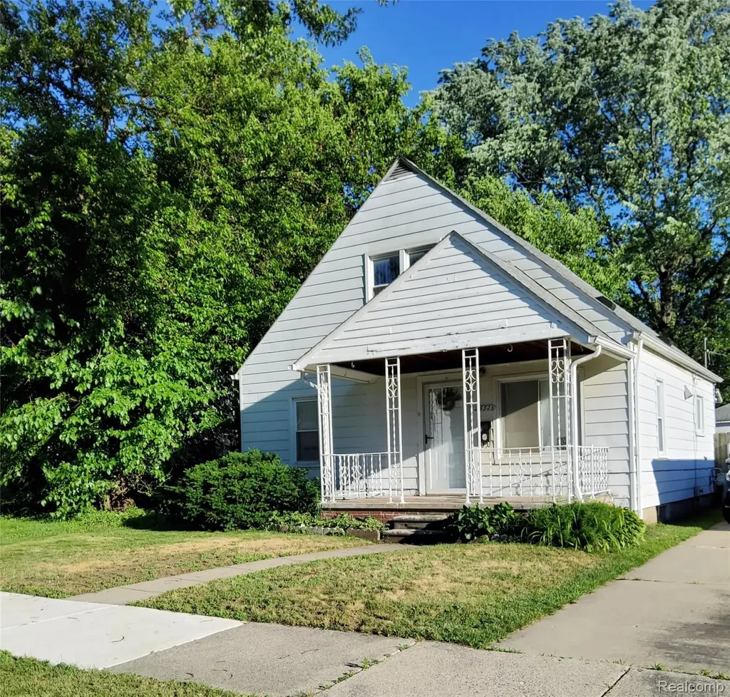 25525 Powers Avenue Dearborn Heights City MI 48125