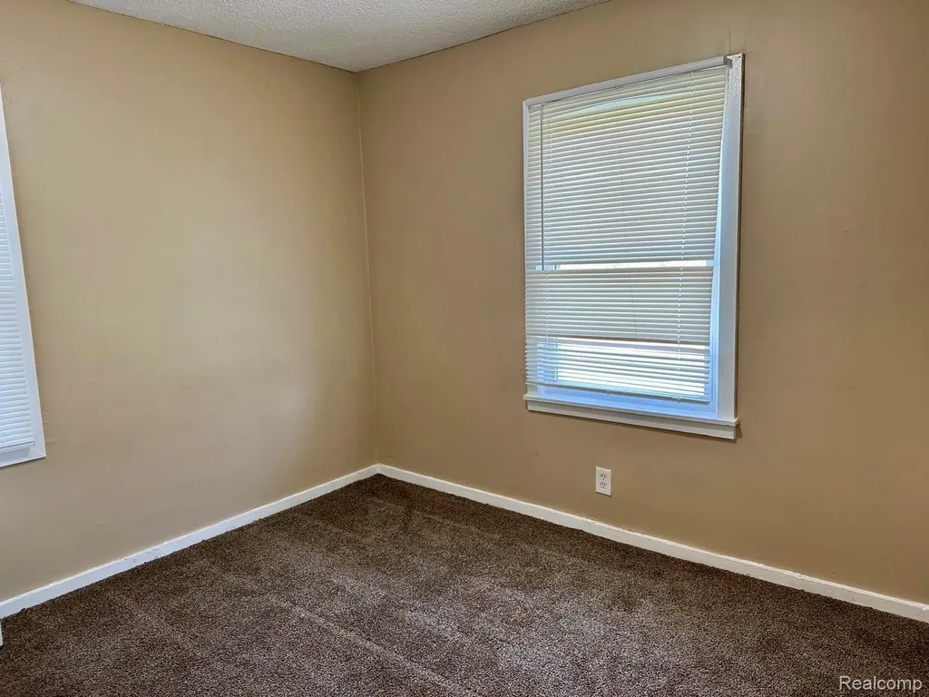 18445 Alcoy Street Detroit City MI 48205