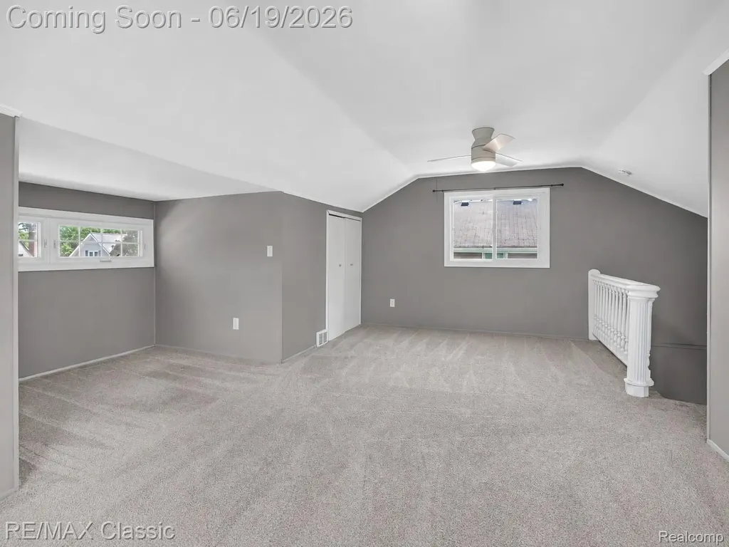 561 W Saratoga Street Ferndale City MI 48220