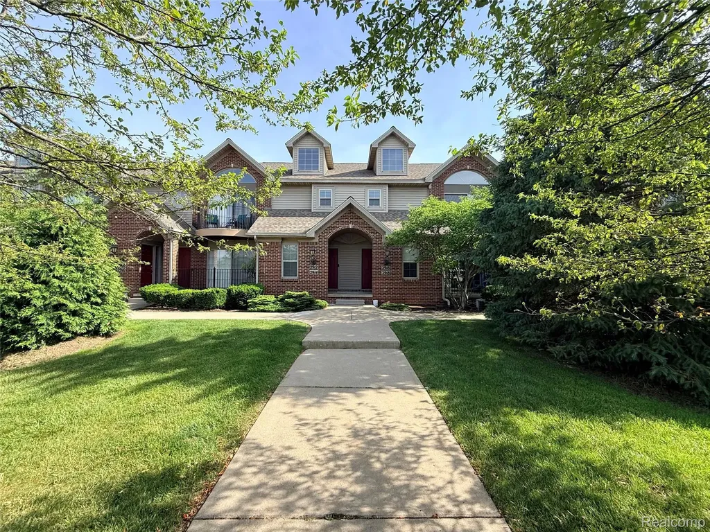 2916 Signature Boulevard Ann Arbor City MI 48103