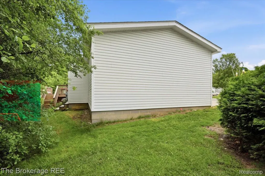 2500 Mann Mann Road Independence Charter Township MI 48346