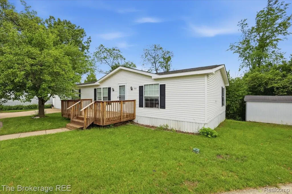 2500 Mann Lot 332 Road Independence Charter Township MI 48346