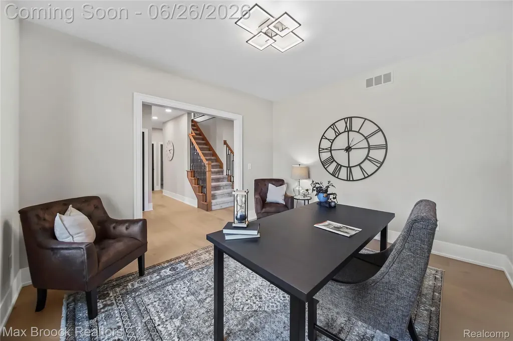 34575 Jefferson Avenue Harrison Charter Township MI 48045