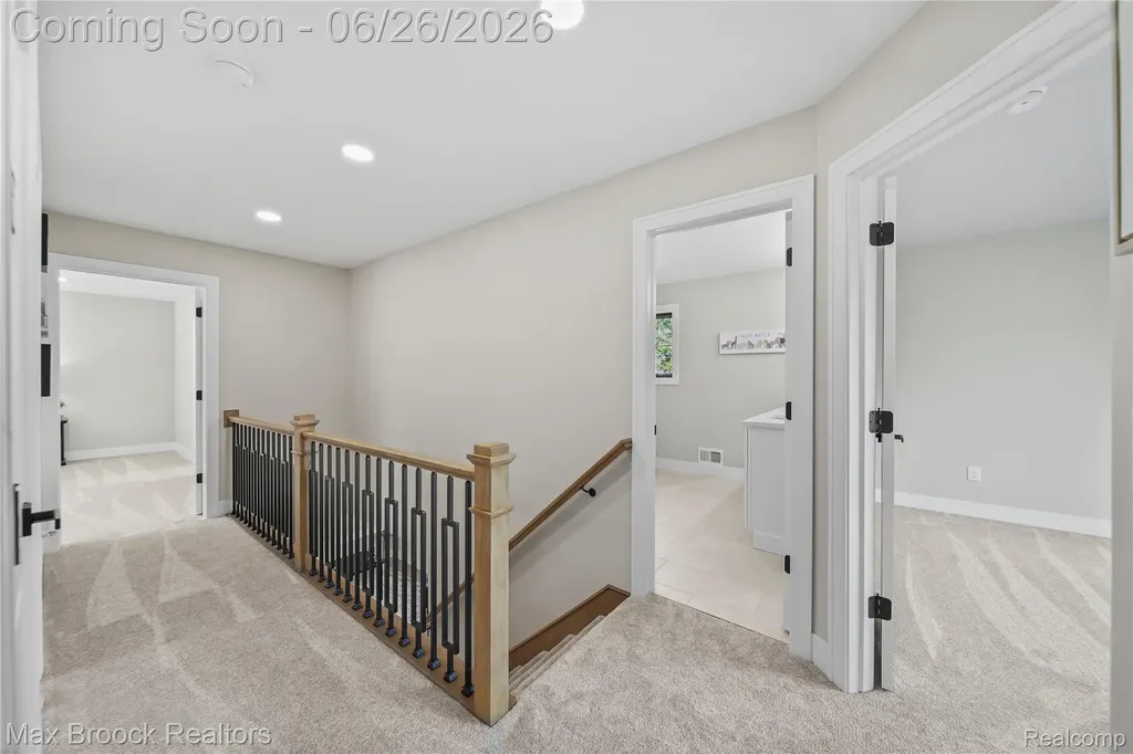 34575 Jefferson Avenue Harrison Charter Township MI 48045