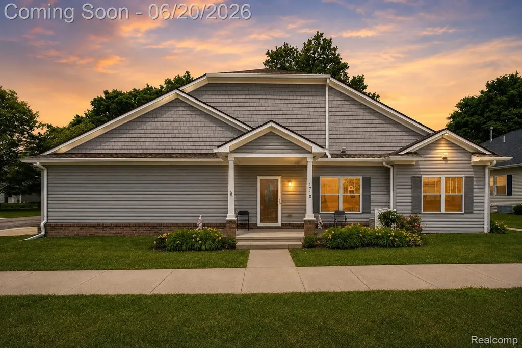1710 Carlisle Street Howell City MI 48855