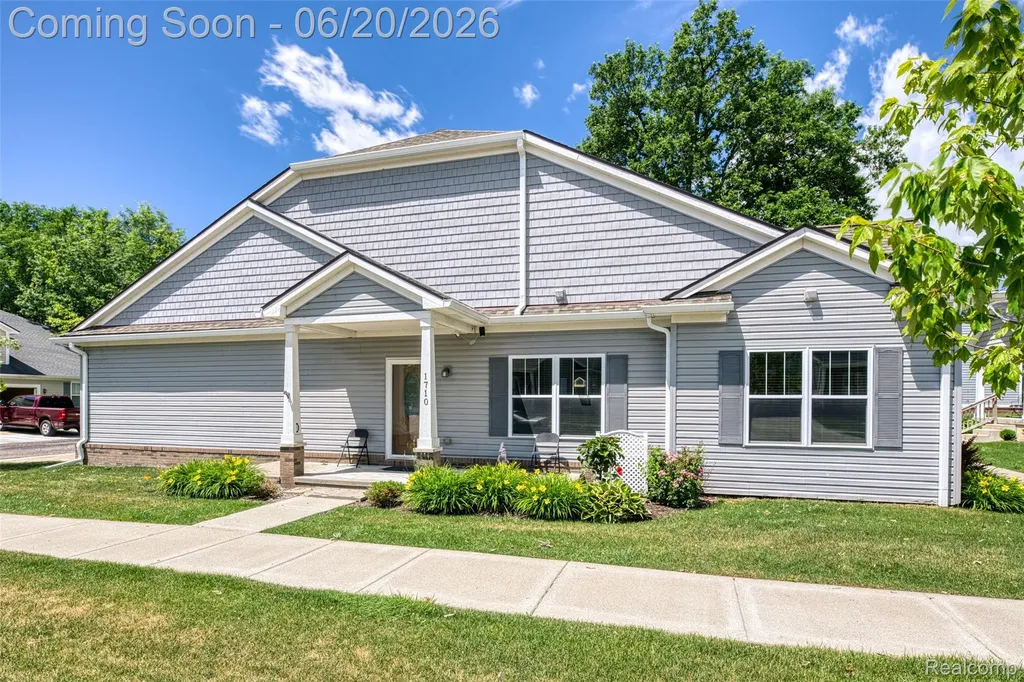 1710 Carlisle Street Howell City MI 48855