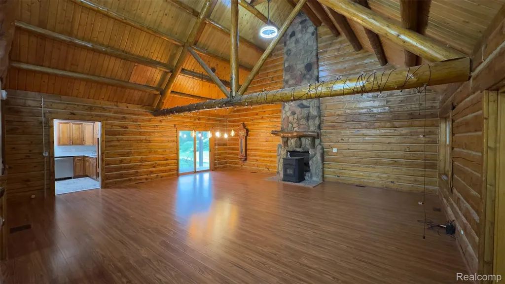 2608 E Sutton Road Metamora Township MI 48455