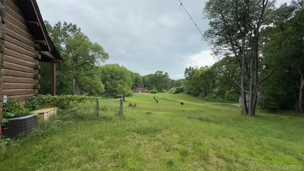 2608 E Sutton Road Metamora Township MI 48455