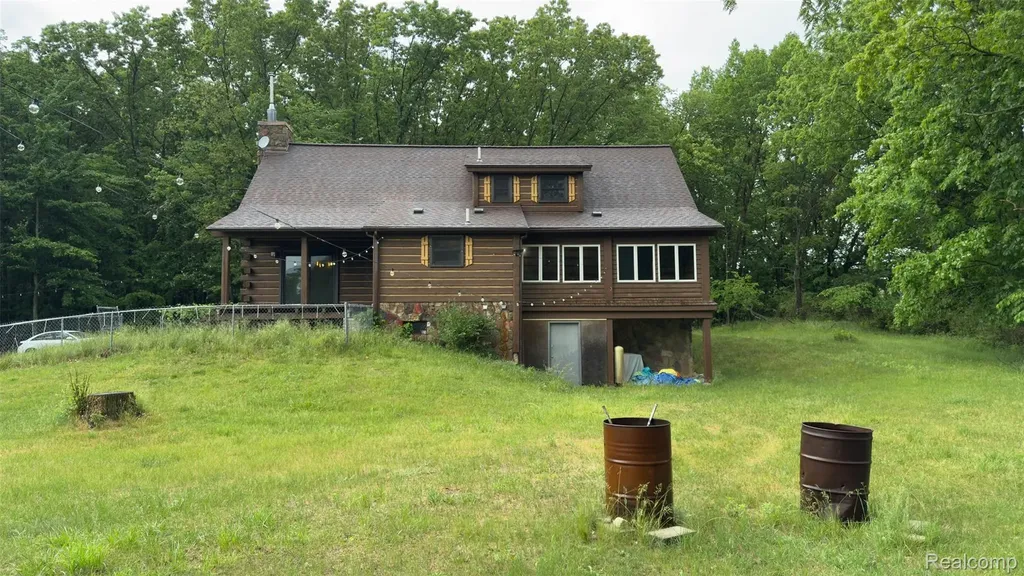 2608 E Sutton Road Metamora Township MI 48455