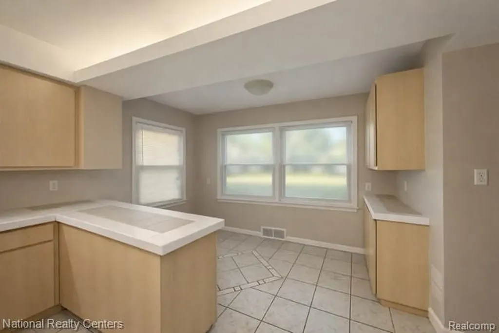 2639 Woodbine Drive Waterford Charter Township MI 48328
