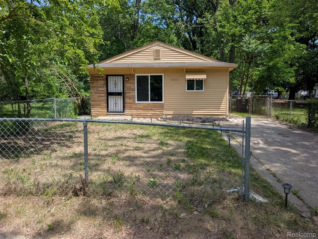 15072 Bramell Street Detroit City MI 48223