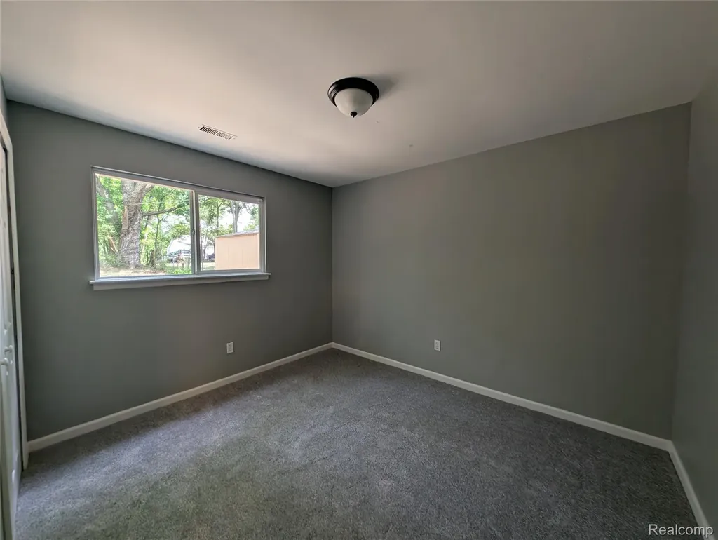 15072 Bramell Street Detroit City MI 48223