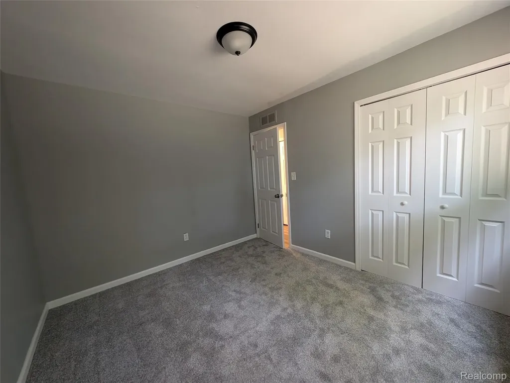 15072 Bramell Street Detroit City MI 48223