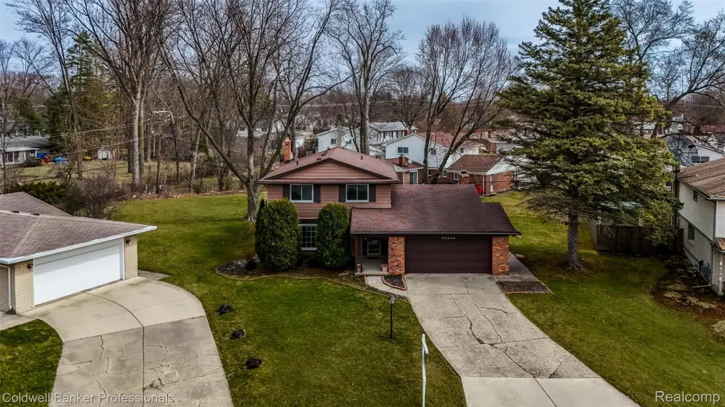 20240 Wildhern Street Southfield City MI 48076
