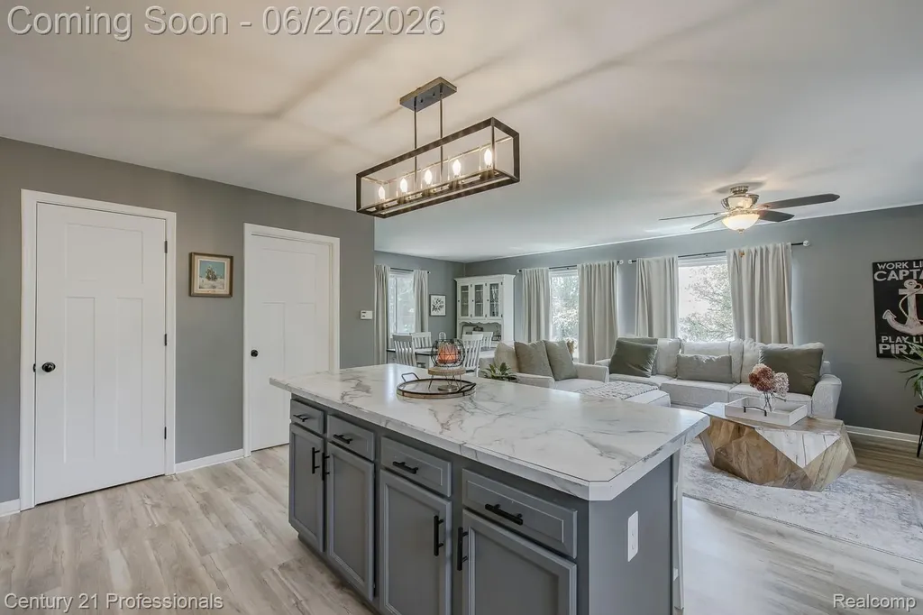 500 Neptune Drive Brandon Charter Township MI 48462
