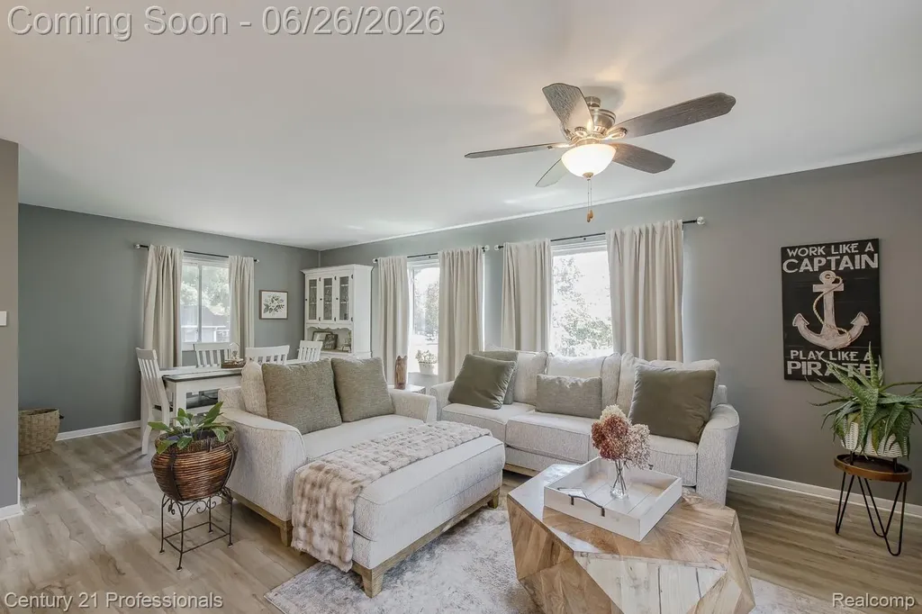 500 Neptune Drive Brandon Charter Township MI 48462