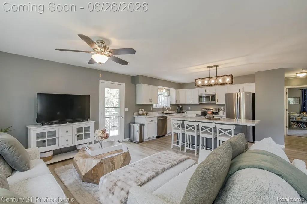 500 Neptune Drive Brandon Charter Township MI 48462