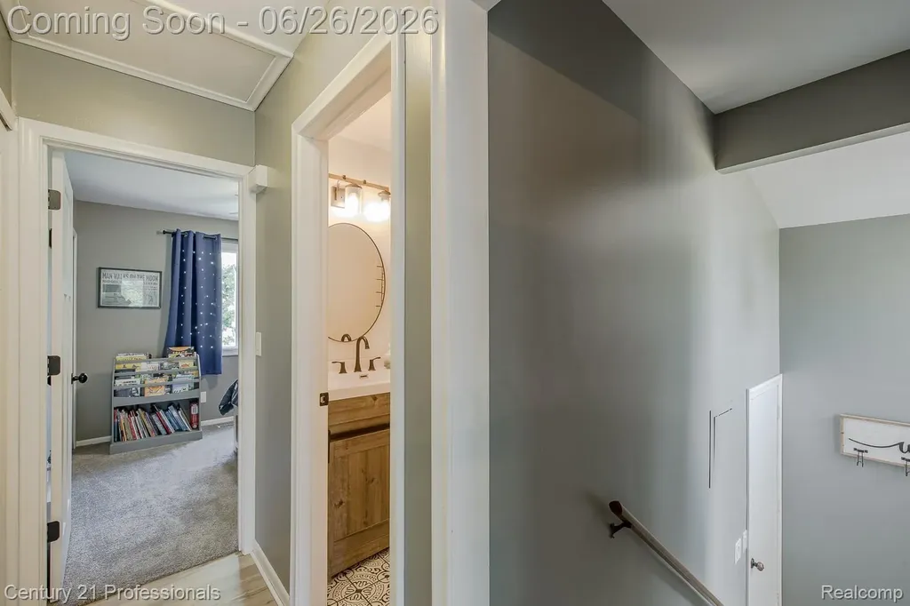 500 Neptune Drive Brandon Charter Township MI 48462