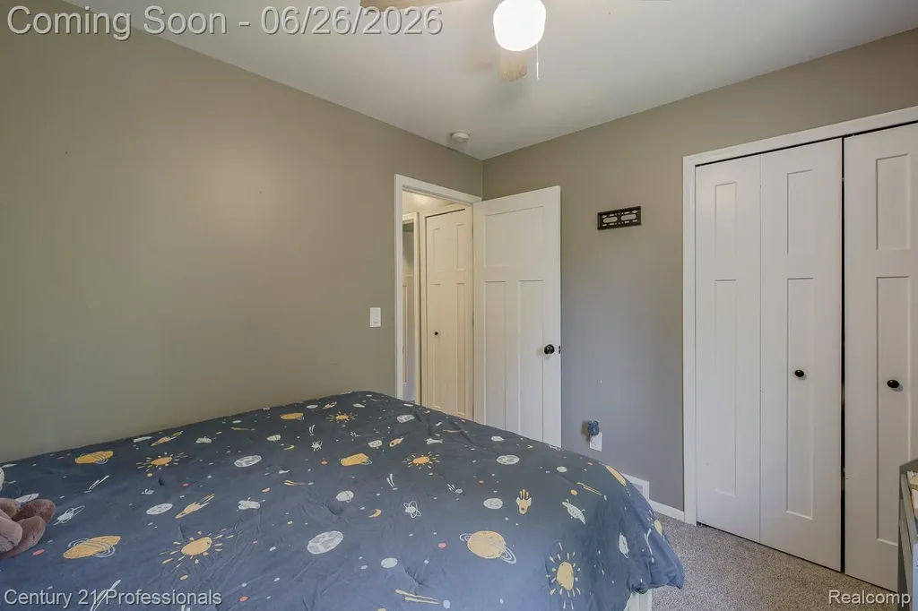 500 Neptune Drive Brandon Charter Township MI 48462