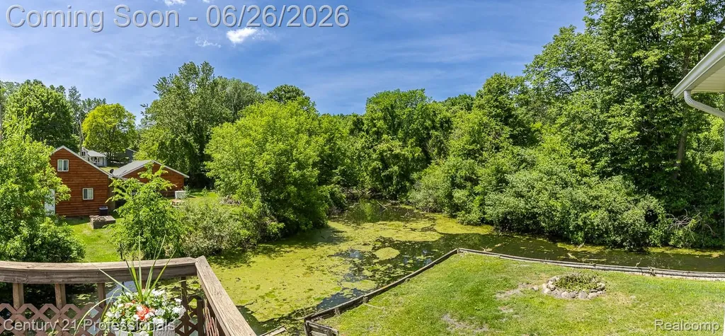 500 Neptune Drive Brandon Charter Township MI 48462
