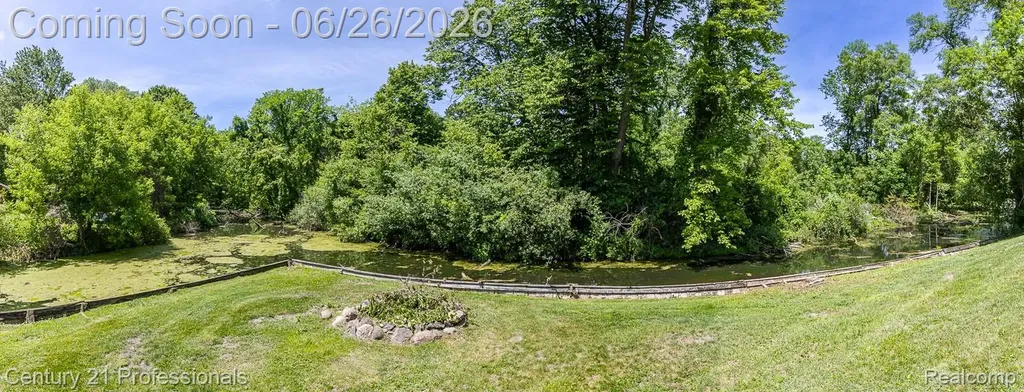 500 Neptune Drive Brandon Charter Township MI 48462