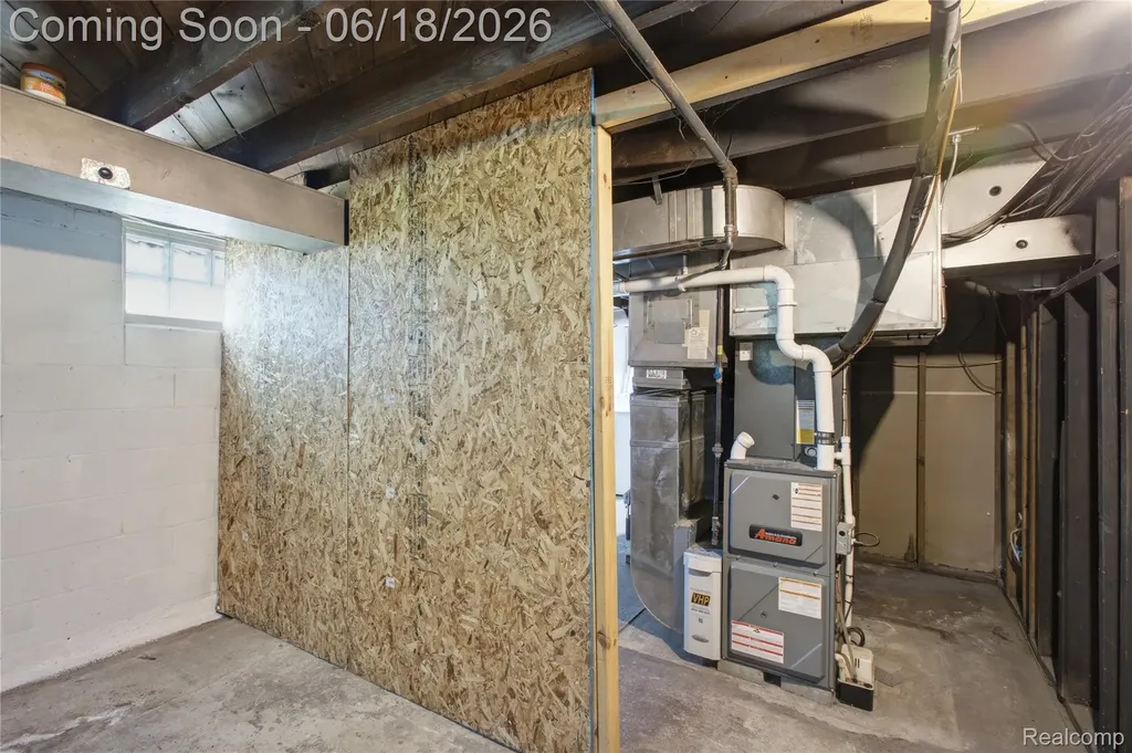 3408 N River Road Fort Gratiot Charter Township MI 48059