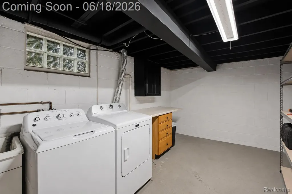 3408 N River Road Fort Gratiot Charter Township MI 48059