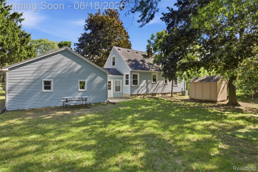 3408 N River Road Fort Gratiot Charter Township MI 48059