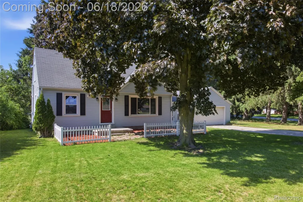 3408 N River Road Fort Gratiot Charter Township MI 48059
