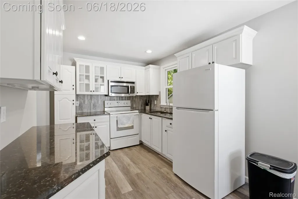3408 N River Road Fort Gratiot Charter Township MI 48059