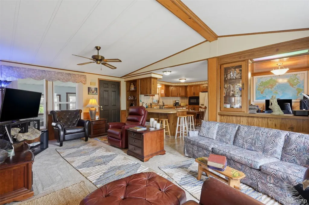 2689 Chickadee Street Rochester Hills City MI 48309